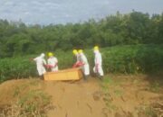 Pemakaman di Lampung Utara Ala Standar Covid-19