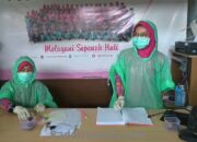 Petugas Medis Menangis Minta APD ke Pemerintah