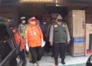 GTPP Covid-19 Provinsi Lampung Berikan Arahan dan Bagikan Masker di Lampung Tengah