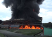 Gudang Karet Ludes Terbakar