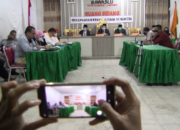 Besok Bawaslu Putuskan Nasib Ike-Zam