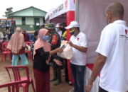 Yukata Peduli Bagikan Paket Sembako di TMMD ke-109 Tahun 2020