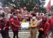 Temui Massa Aksi Tolak Omnibus Law, Ini Sikap Herman HN