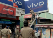 Reklame Menunggak Pajak di Pesawaran Ditertibkan