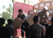 Logistik Bilik Suara dan APD Tiba di Gudang KPU Lampung Timur