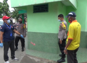 Bayi Malang Dibuang di Teras Musala