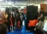 Truk JNE Terbakar di KMP Naomi