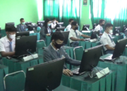 US Tingkat SMA Tahun 2020-2021 di Rumah dan Sekolah