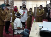 Tinjau Vaksinasi di Lampung, Ma’ruf Amin Tegaskan Vaksin Astra Zeneca Boleh Digunakan