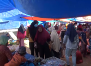 Serbu Pasar, Pembeli Abai Protokol Kesehatan