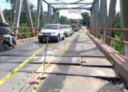Belum Ada Perbaikan Jembatan Jalinteng di Lampura Jebol