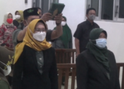 Dua Panitera Pengganti PN Gunung Sugih Dilantik