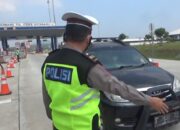 Nekat Masuk, Puluhan Kendaran Dipaksa Putar Balik