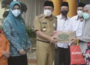 210 Paket Sembako Dibagikan Untuk Warga Metro