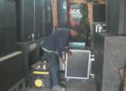 Perias Pengantin dan Pengusaha Organ Tunggal Menjerit