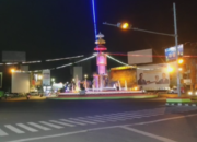 Terobos Traffic Light, Minibus Hantam Sepeda Motor