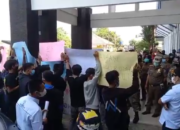 Pemecatan Honorer Bentuk Kezaliman