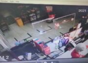 Minimarket Dibobol, Kardus Isi Rokok Tinggal di Atap