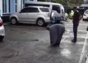 Viral, ODGJ Salat di Gereja