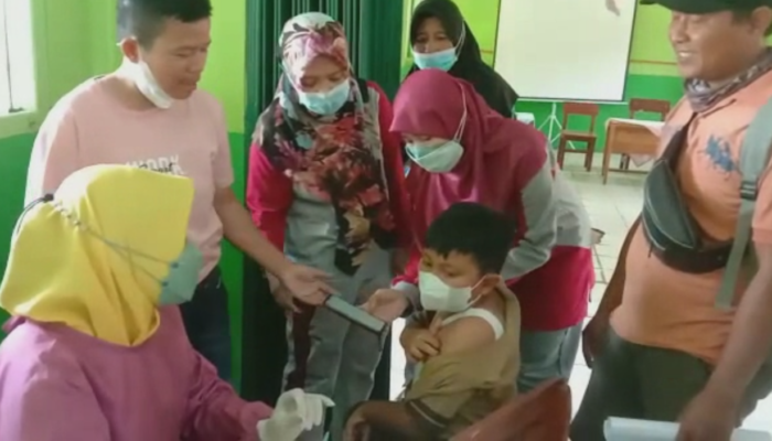 Apakah Vaksin Itu Obat ?