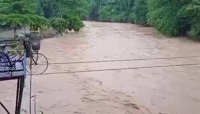 Banjir Bandang Terjang Green Bamboo, Fasilitas Rusak Gazebo Hanyut