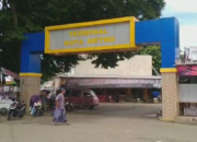 Dewan Berang, Terminal Metro Kok Jadi Pasar
