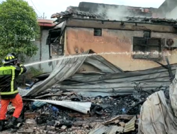 Jago Merah Mengamuk, 3 Sepeda Motor Ludes