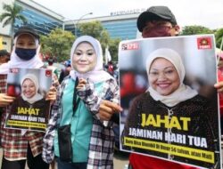 Jokowi Perintahkan Revisi Aturan JHT