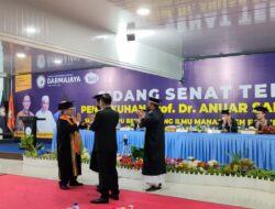 Pengukuhan Guru Besar IIB Darmajaya, Prof. Anuar Sanusi Kebanggaan Civitas Akademik