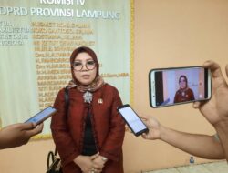 Kostiana Harapkan Infrastruktur Jalan Mantap