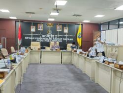 Warga Dua Desa Ngelurug DPRD Lampung