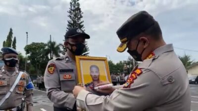 Setahun Mangkir PTDH Lewat Foto