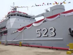 KRI Teluk Palu 523 Tambah Kekuatan TNI AL