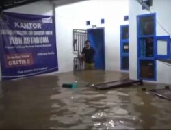 74 Rumah Terendam, 15 Rusak Tertimpa Pohon Tumbang