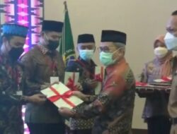 110 Sertifikat Tanah Wakaf Dibagikan, Pesawaran Mendominasi