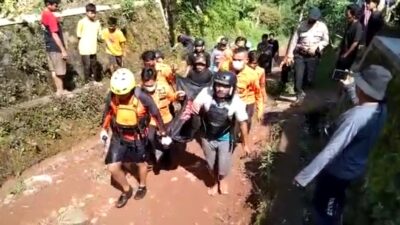 Terseret Arus, 3 Siswa SD Diselamatkan Warga 1 Meninggal