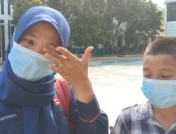 Diterima SMP Favorit, Orang Tua Ini Menangis Haru