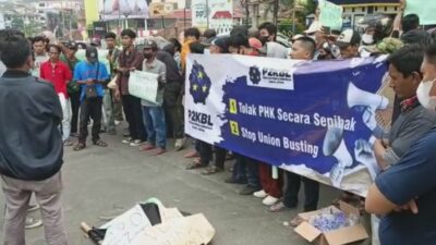 Demo Pemkot Menunggak Gaji, Sembilan Petugas Malah Dipecat