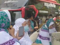 Kloter JKG 09 Tiba di Tanah Air, 203 Jemaah Haji Tes Swab dan Isoman
