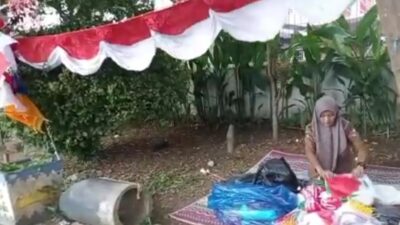 Kepala Sekolah Ini Jual Bendera Bantu Pengobatan Ahtar