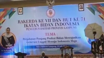 30 Persen Bidan di Lampung Kurang Sejahtera