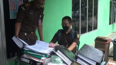 Retribusi Menguap, Pengawasan Kota Lemah