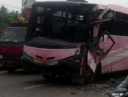 Puluhan Siswa Luka, Sopir Malah Kabur