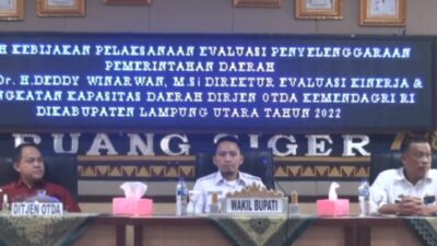 Bupati Lampung Utara Dapat Penghargaan “Lelucon” dari Warga