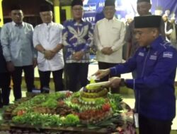 Istighosah dan Pemotongan Tumpeng Meriahkan Hut Ke-21 Partai Demokrat