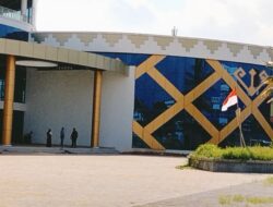 Mangkrak 4 Tahun, Ade Utami Sidak Pembangunan Perpustakaan Modern