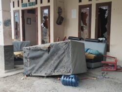 Massa Rusak Sekretariat HMI