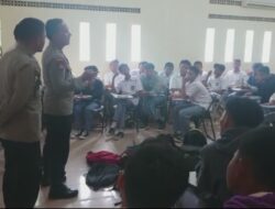 Tawuran Pelajar Meresahkan, Polisi Razia SMK Cari Sajam
