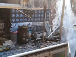 Ditinggal Pergi, Dapur Rumah Ludes Terbakar