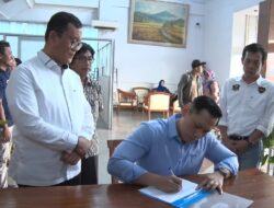 AHY Sambangi Markas Radar Lampung Grup